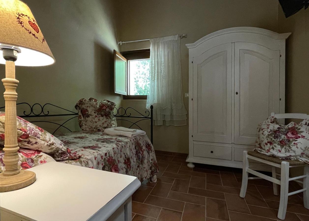 Bed and Breakfast Le Farine Del Maestro Barete Esterno foto