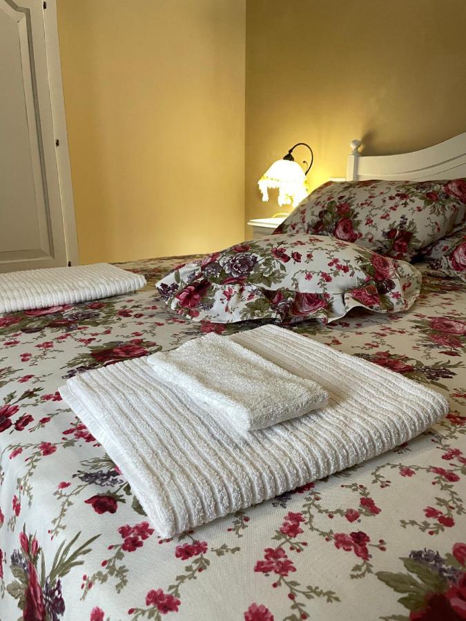 Bed and Breakfast Le Farine Del Maestro Barete Esterno foto