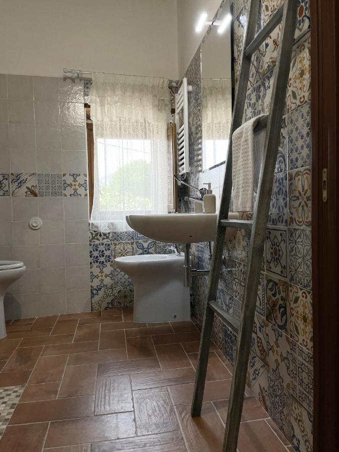 Bed and Breakfast Le Farine Del Maestro Barete Esterno foto