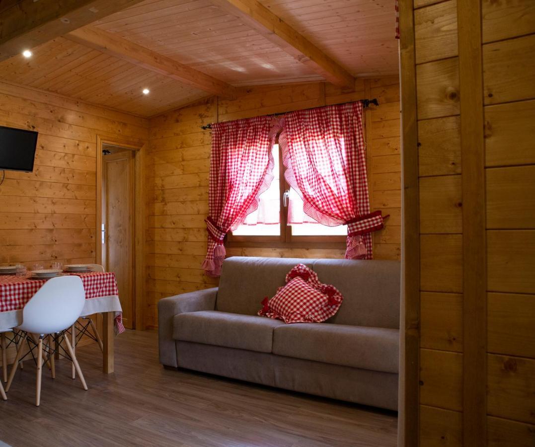 Bed and Breakfast Le Farine Del Maestro Barete Esterno foto