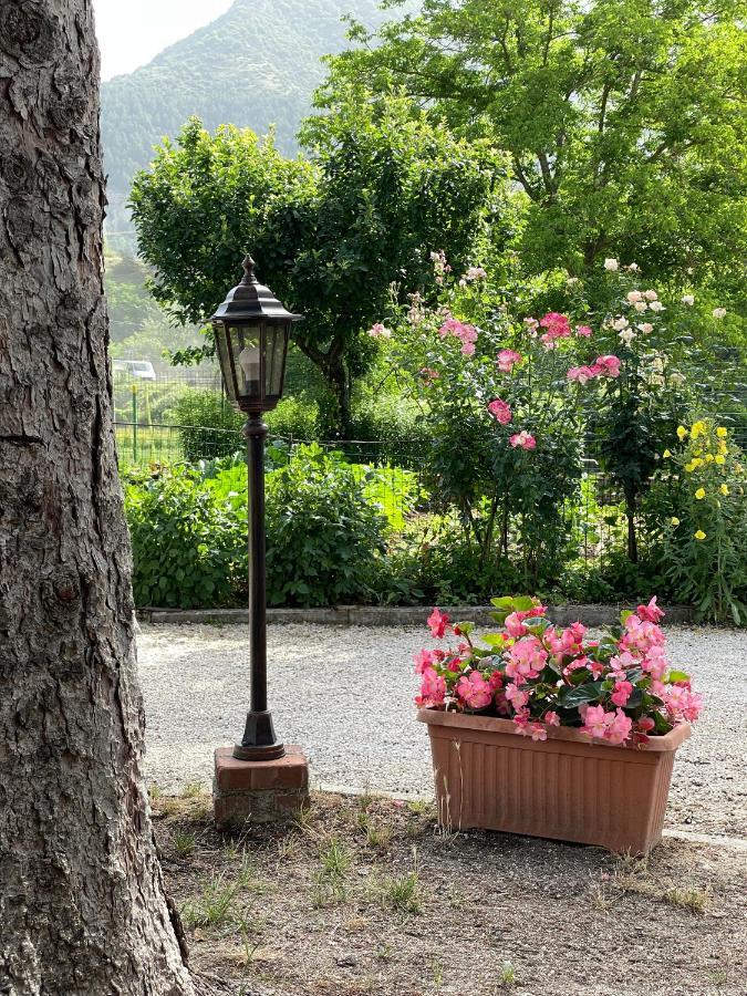 Bed and Breakfast Le Farine Del Maestro Barete Esterno foto