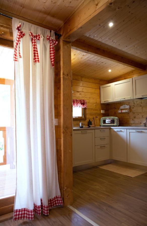 Bed and Breakfast Le Farine Del Maestro Barete Esterno foto